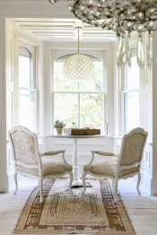 Antique Bistro Table: Garden Style Living / Design Leanne Ford / Photo: Erin Kelly